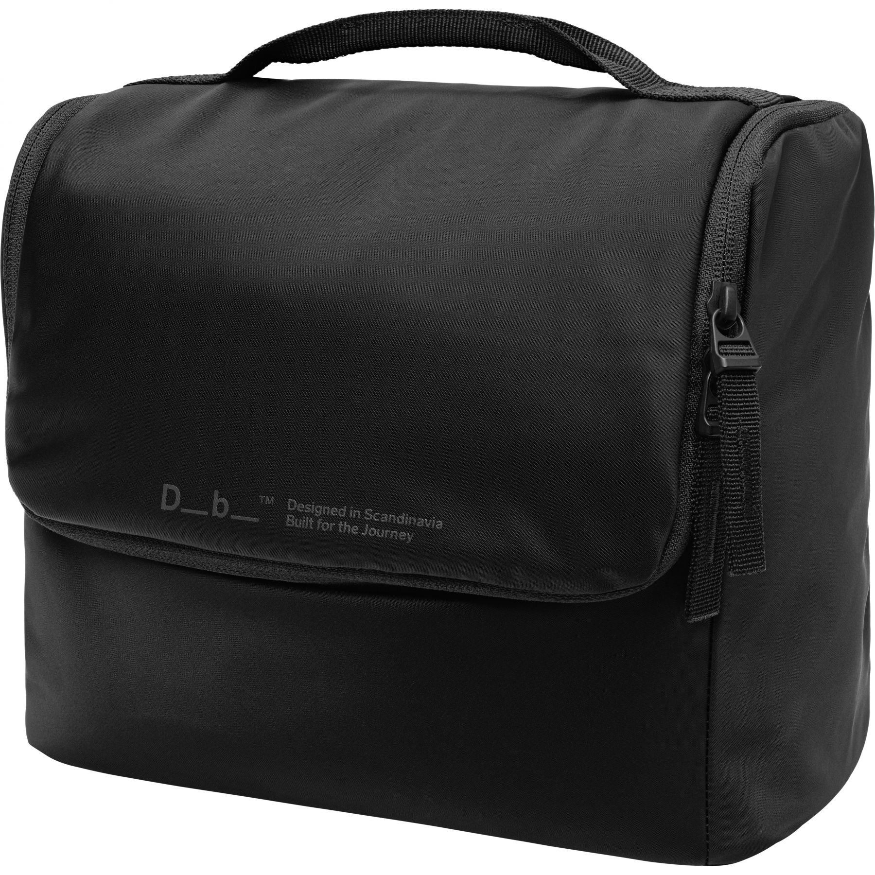 Db Essential Wash Bag M, black out